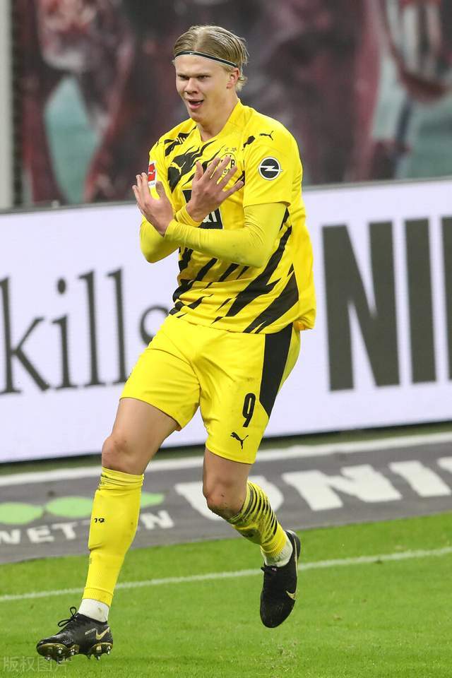  哈兰德双响炮曼城客场轻取水晶宫稳居榜首