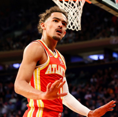  特雷杨超远三分准绝杀老鹰险胜公牛显锋芒